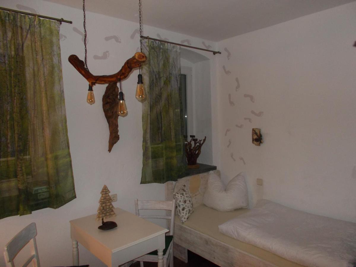 שווארצנברג Ferienwohnung "Hinter Den Sieben Bergen" מראה חיצוני תמונה