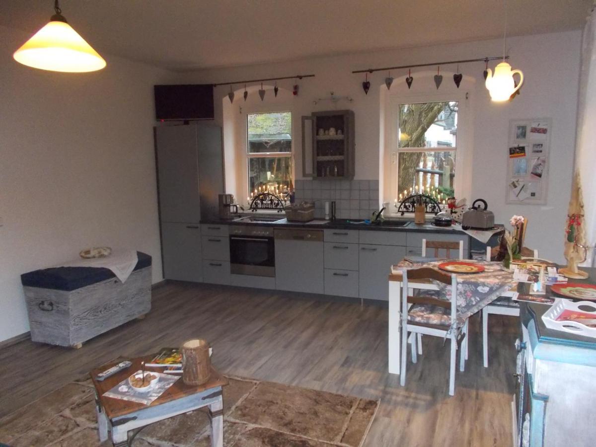 שווארצנברג Ferienwohnung "Hinter Den Sieben Bergen" מראה חיצוני תמונה